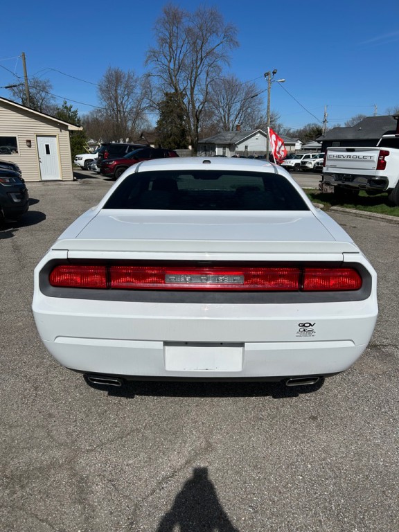 2014 Dodge Challenger Image 5