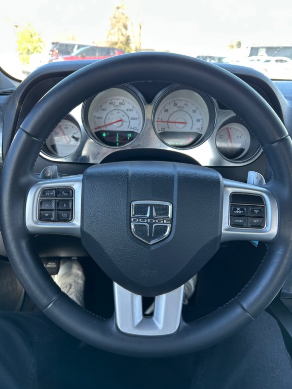 2014 Dodge Challenger Image 15