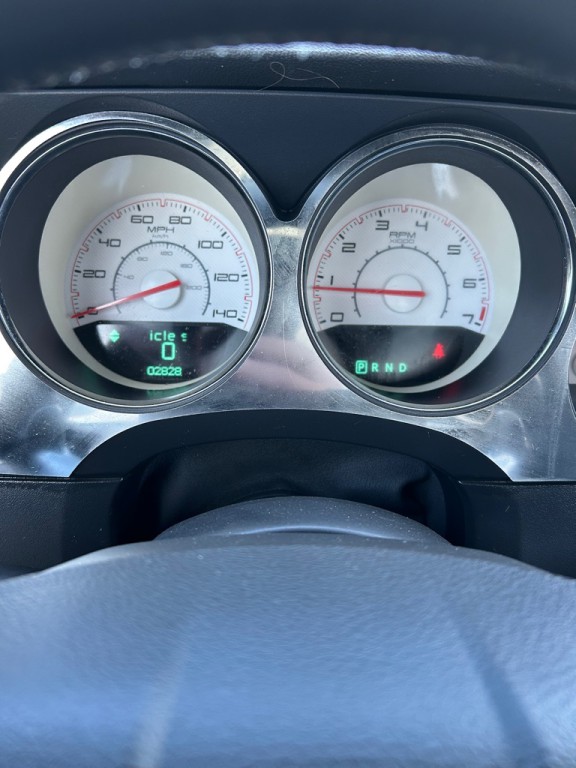 2014 Dodge Challenger Image 16