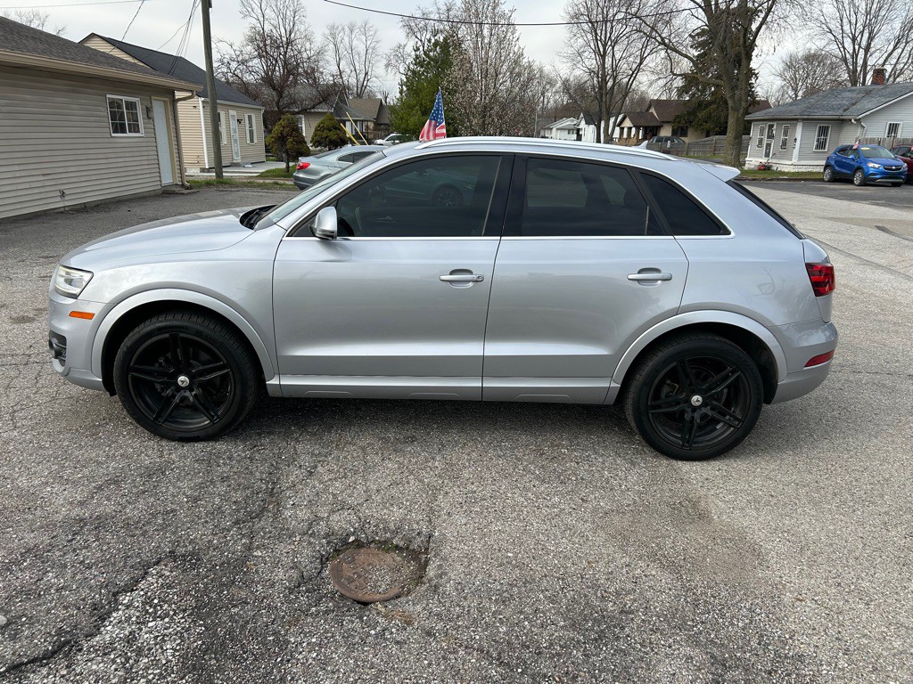 2015 Audi Q3 Image 3