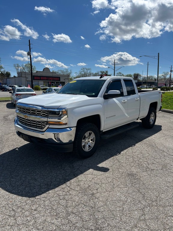2017 Chevrolet Silverado 1500 Image 2