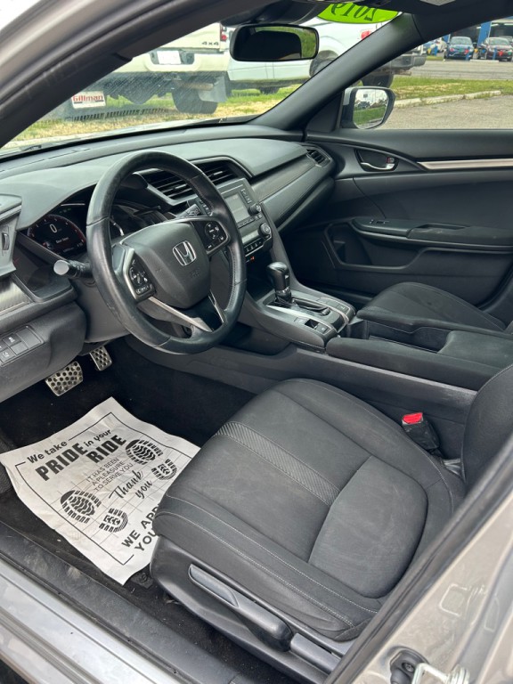 2019 Honda Civic Image 9