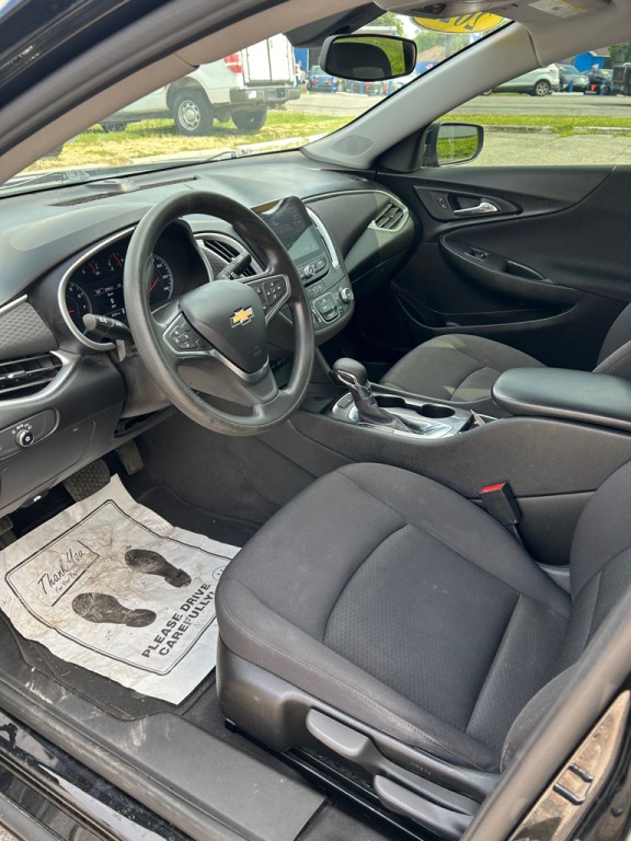2022 Chevrolet Malibu Image 9