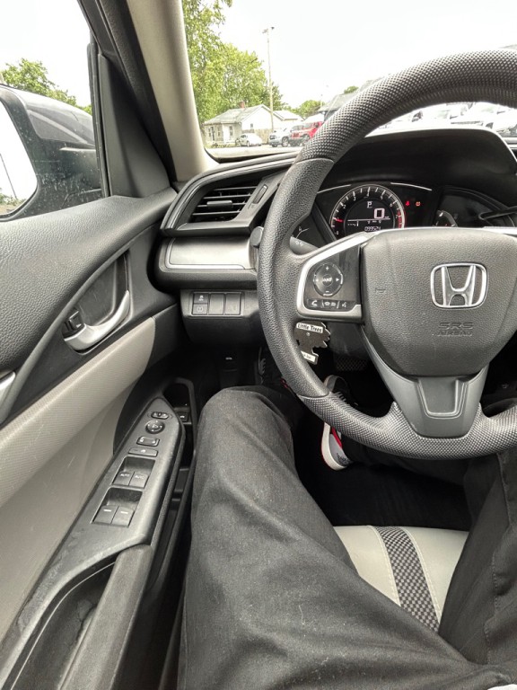 2018 Honda Civic Image 17