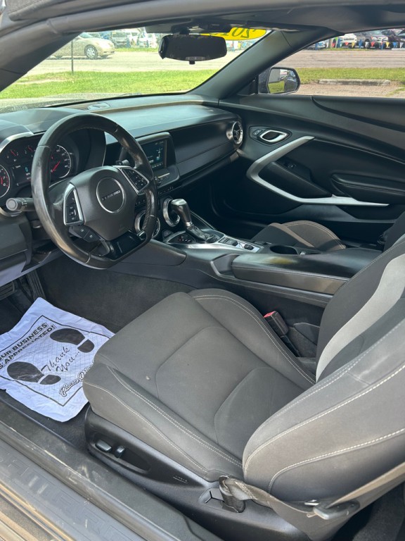2018 Chevrolet Camaro Image 9