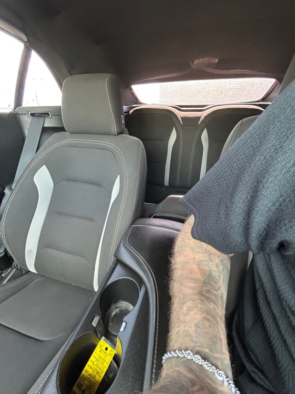 2018 Chevrolet Camaro Image 14