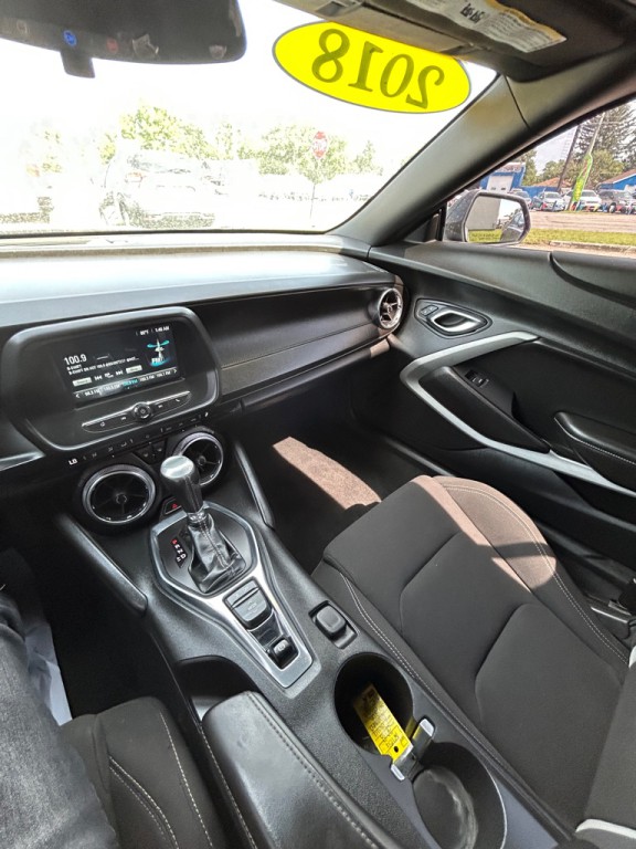 2018 Chevrolet Camaro Image 18