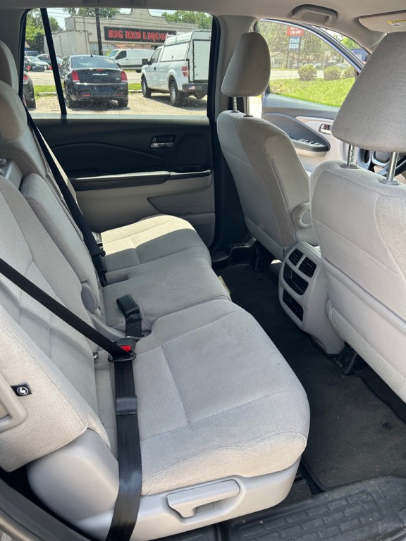 2016 Honda Pilot Image 12
