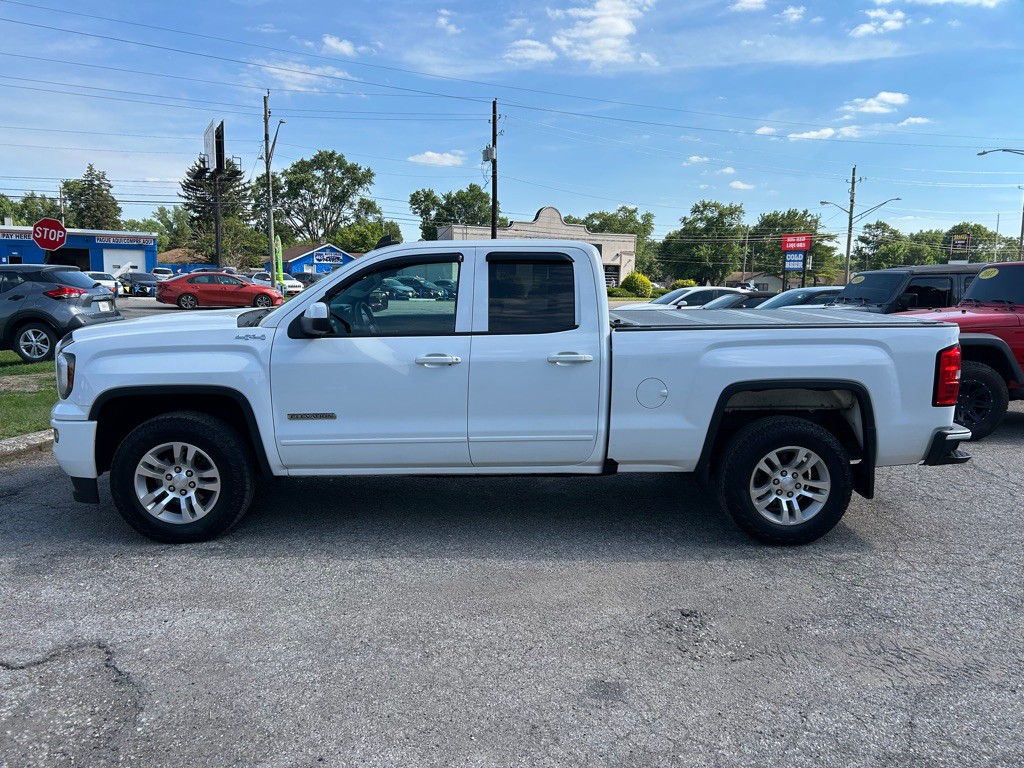 2017 GMC Sierra Image 3