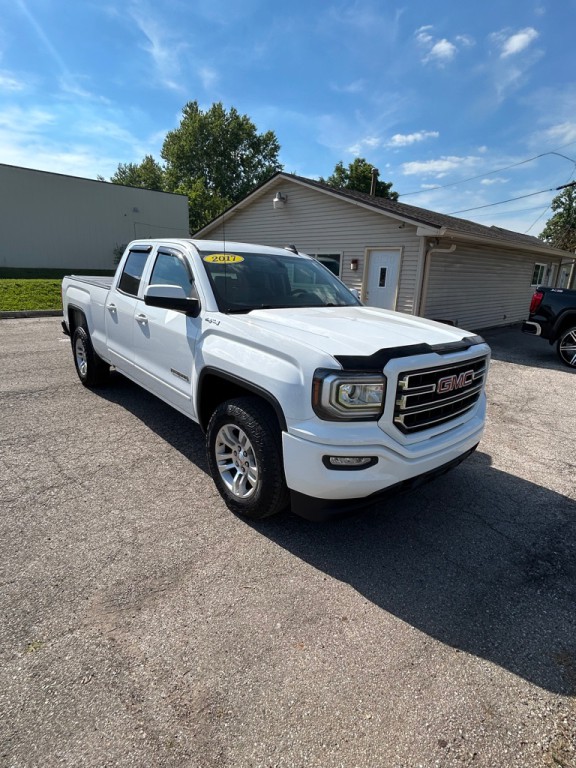 2017 GMC Sierra Image 8