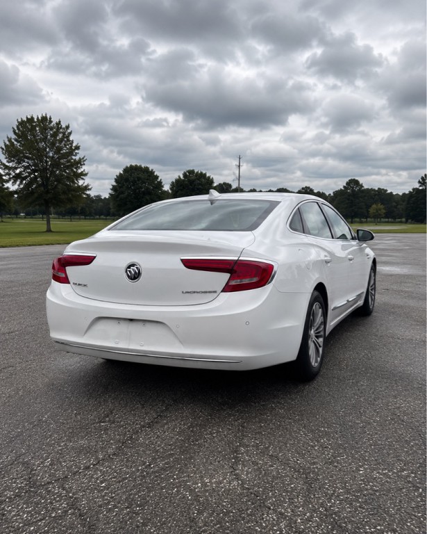 2018 Buick Lacrosse Image 3