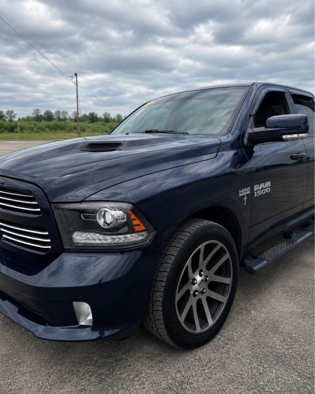2017 RAM 1500 Image 3