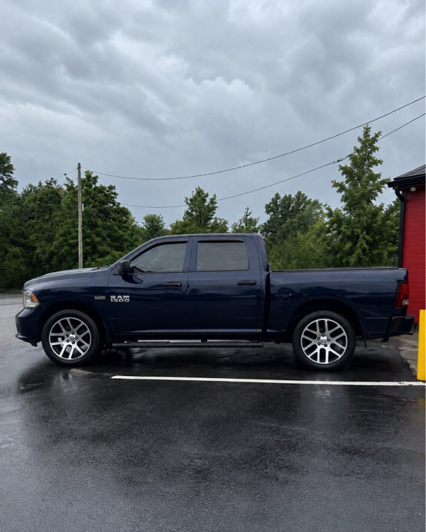 2017 RAM 1500 Image 4