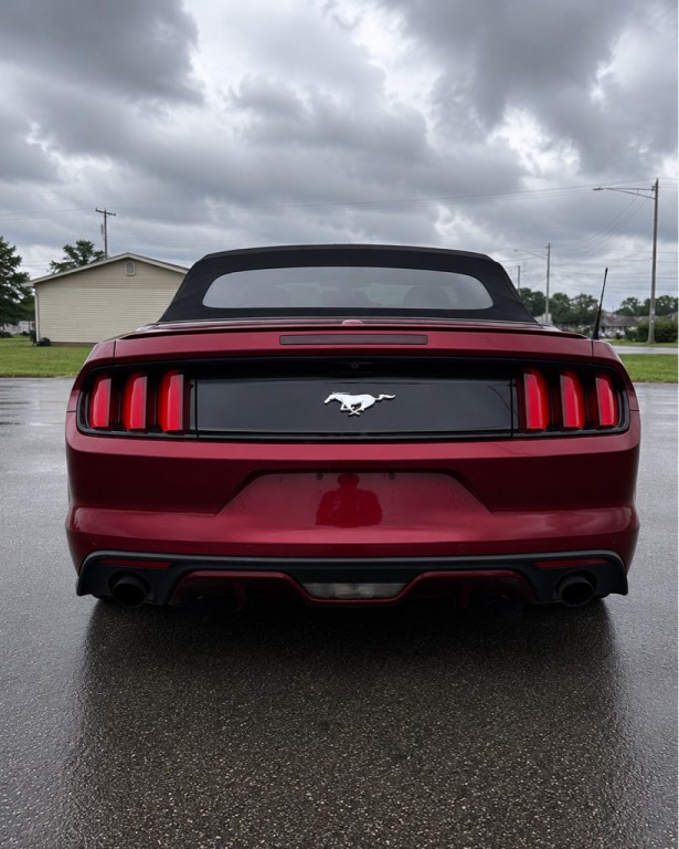 2015 Ford Mustang Image 3
