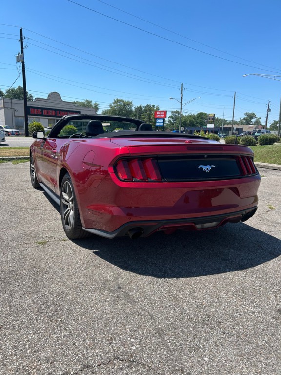 2015 Ford Mustang Image 4