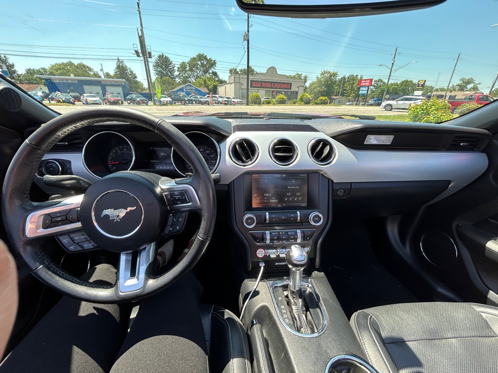 2015 Ford Mustang Image 14