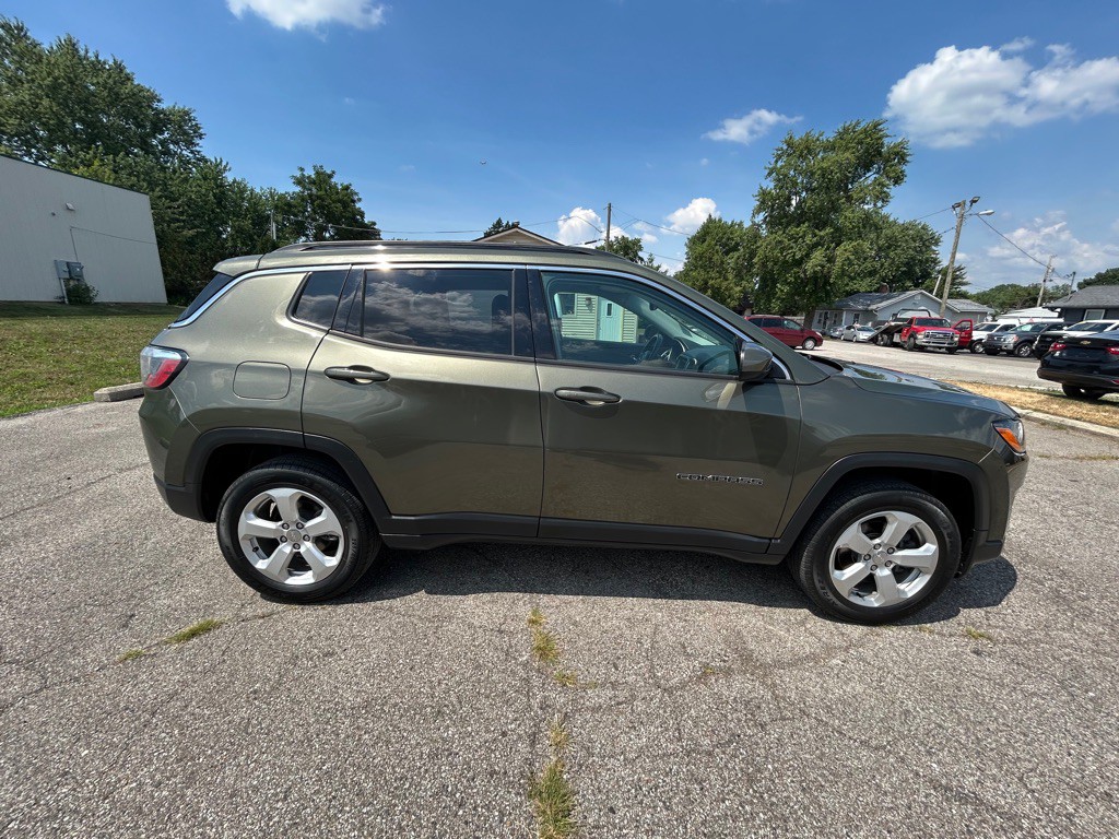 2018 Jeep Compass Image 8