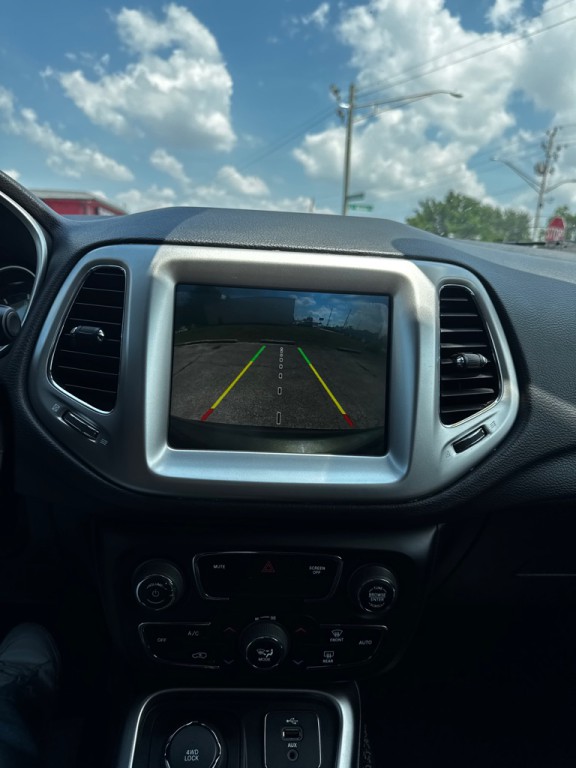 2018 Jeep Compass Image 14