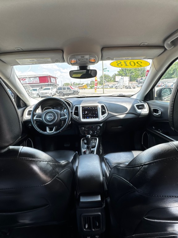 2018 Jeep Compass Image 16