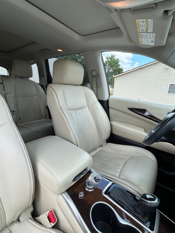2017 INFINITI QX60 Image 12