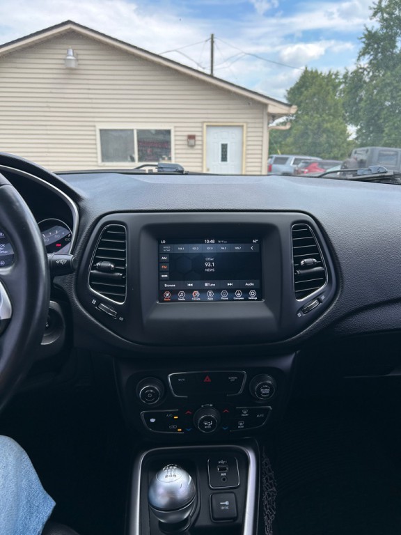 2019 Jeep Compass Image 15