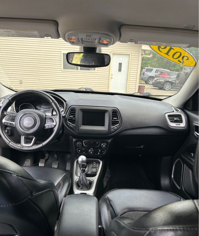 2019 Jeep Compass Image 17