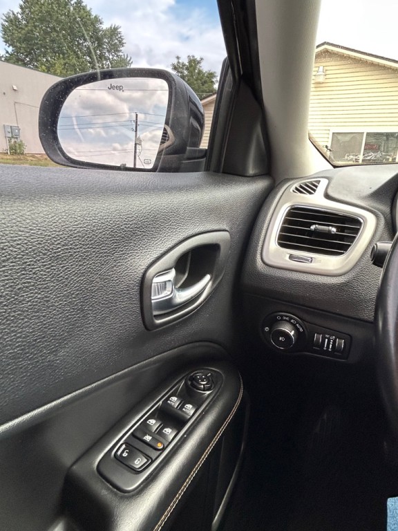 2019 Jeep Compass Image 22