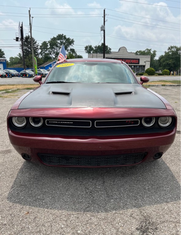 2017 Dodge Challenger Image 2