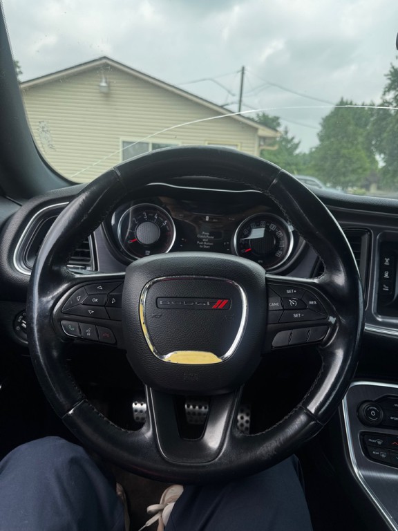 2017 Dodge Challenger Image 12