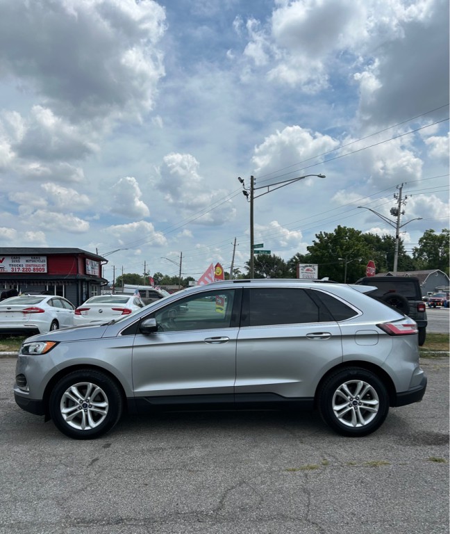 2020 Ford Edge Image 4