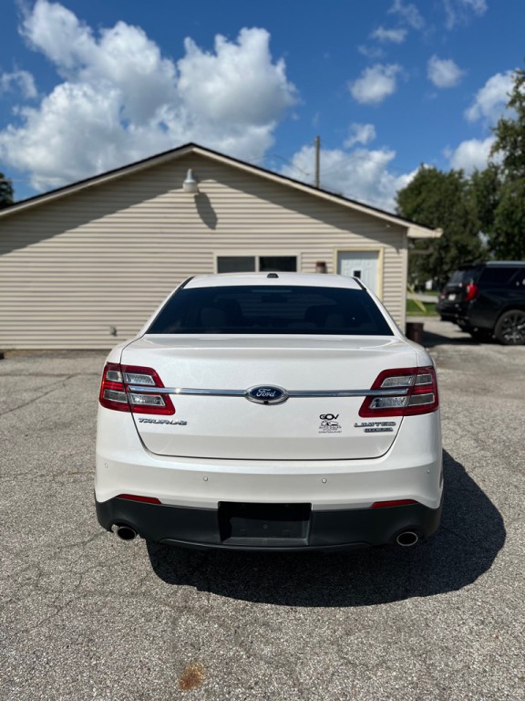2015 Ford Taurus Image 6