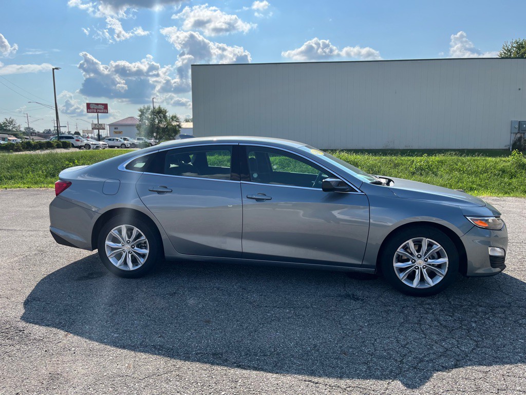 2024 Chevrolet Malibu Image 4