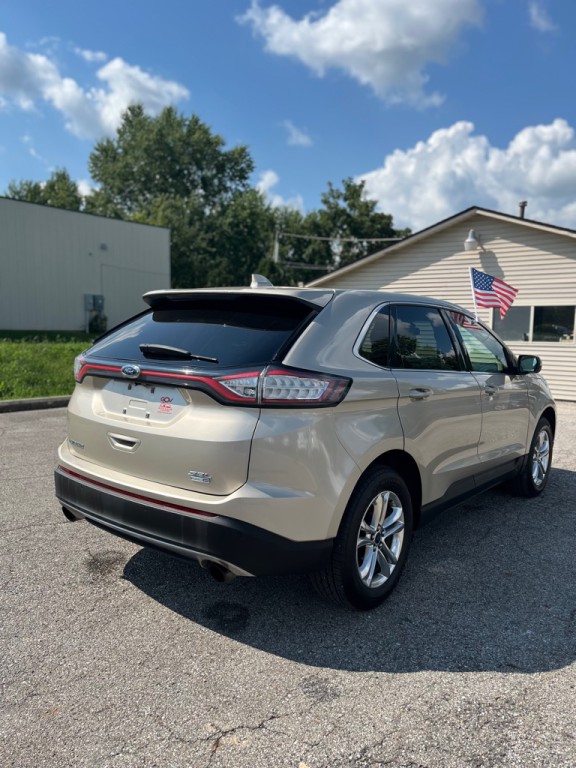2017 Ford Edge Image 5