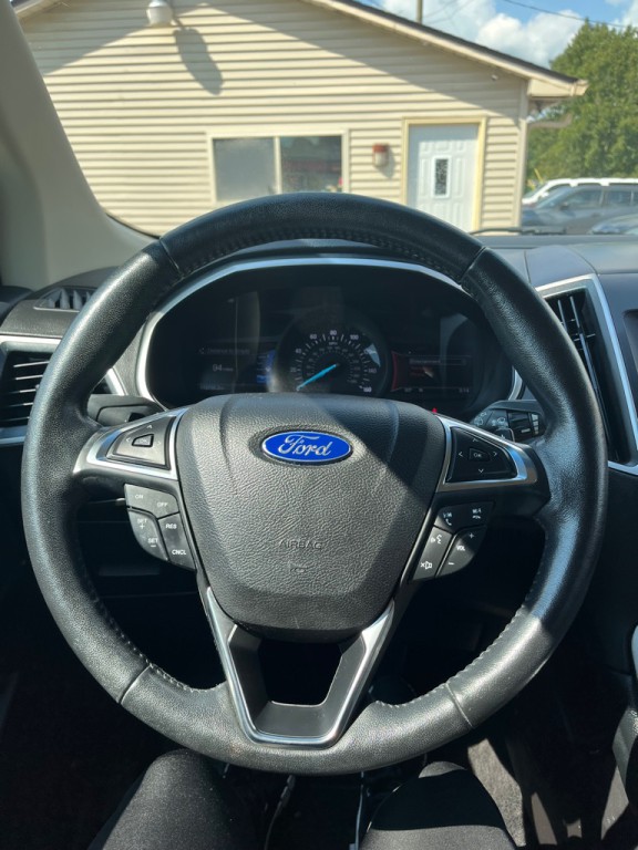 2017 Ford Edge Image 10