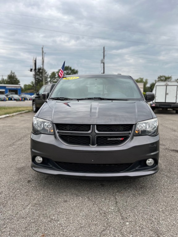 2017 Dodge Grand Caravan Image 2