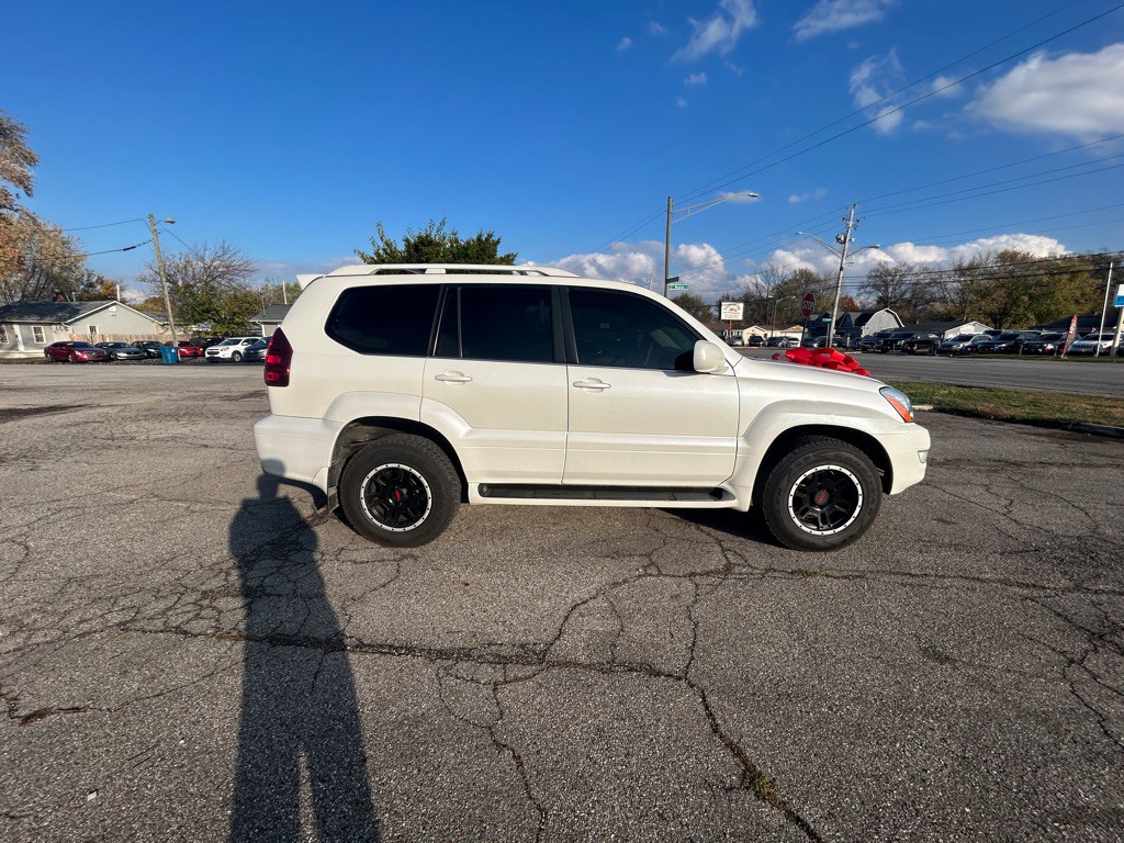 2005 Lexus GX Image 8