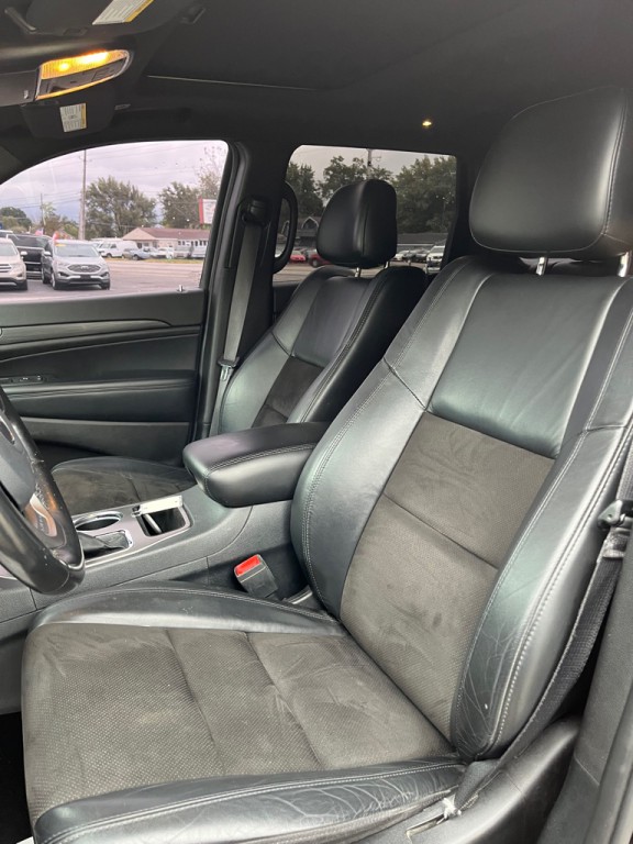 2020 Jeep Grand Cherokee Image 16