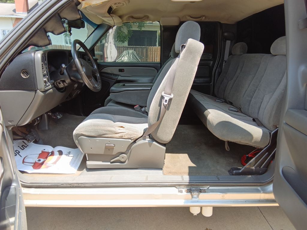 2003 Chevrolet Silverado 1500 Image 6
