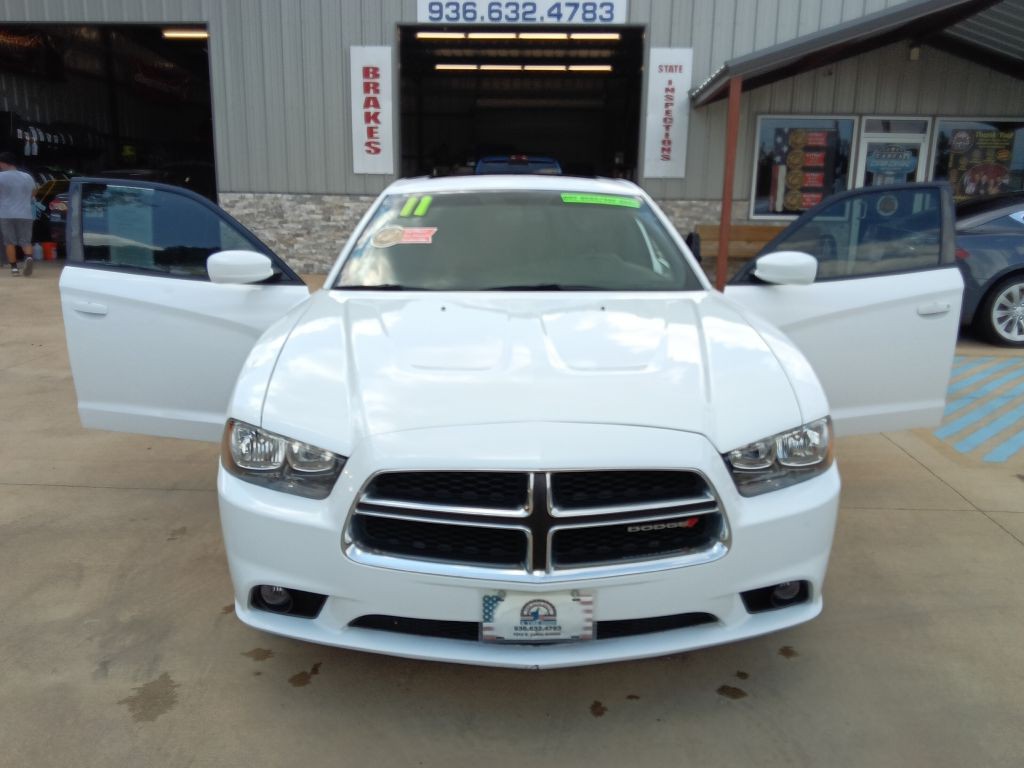 2011 Dodge Charger Image 3
