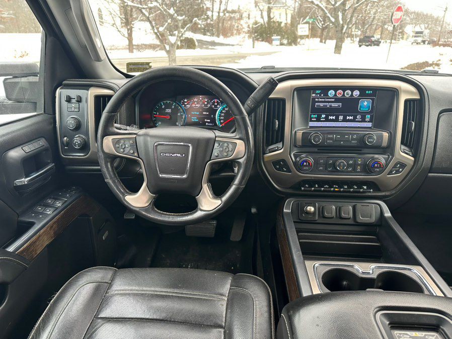 2018 GMC Sierra 2500 Image 9