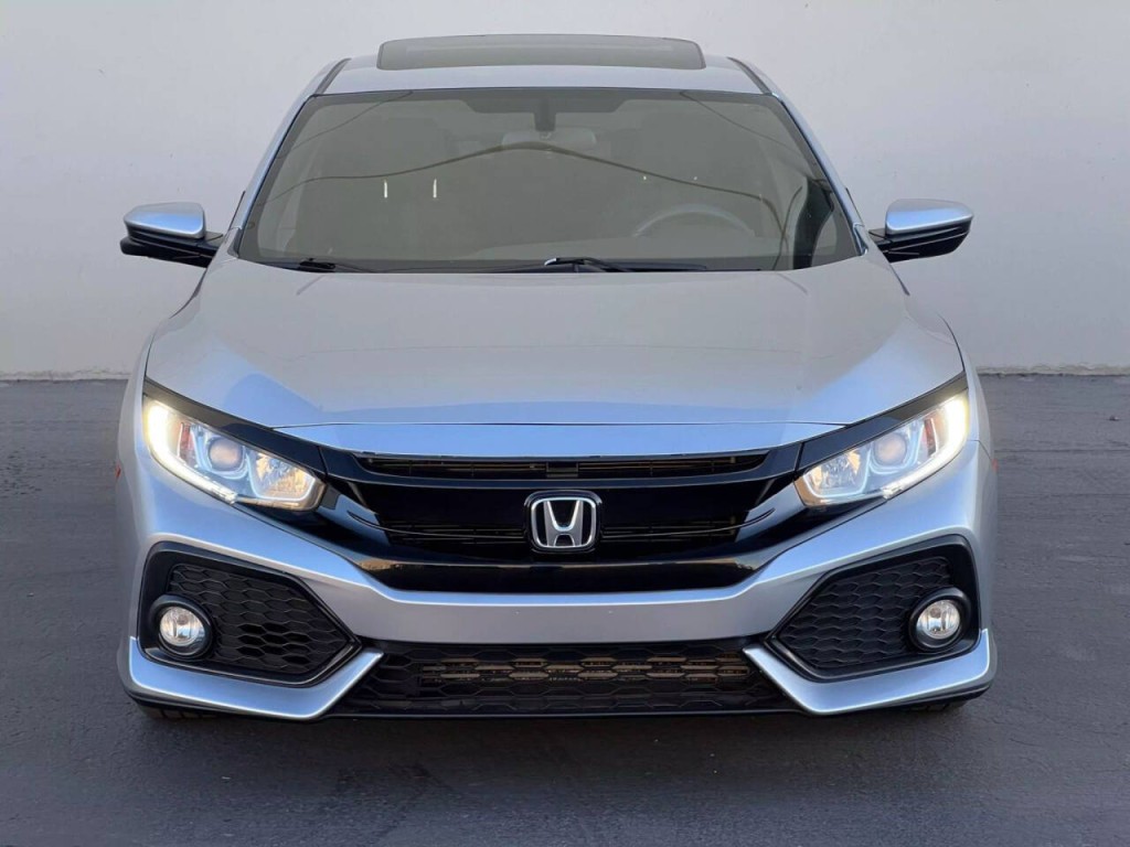 2018 Honda Civic Image 2
