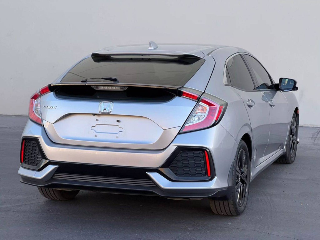 2018 Honda Civic Image 8