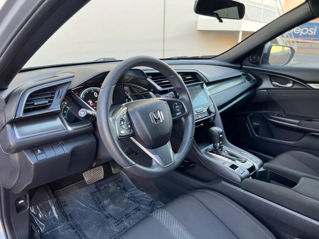 2018 Honda Civic Image 10