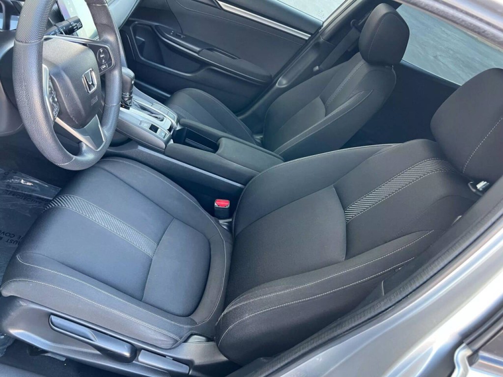 2018 Honda Civic Image 11