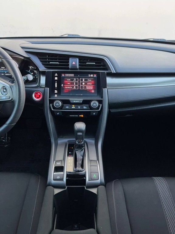2018 Honda Civic Image 13