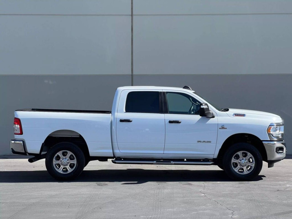 2024 RAM 2500 Image 4