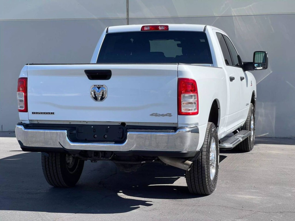 2024 RAM 2500 Image 8