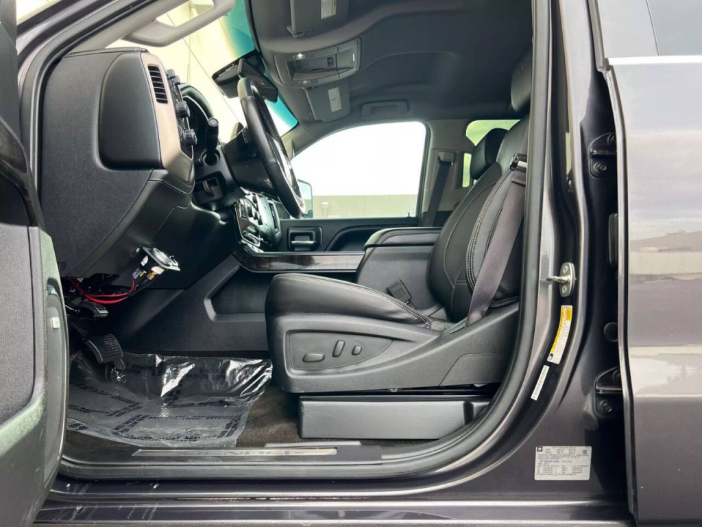 2016 GMC Sierra 2500 Image 9