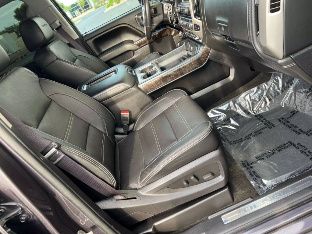2016 GMC Sierra 2500 Image 20