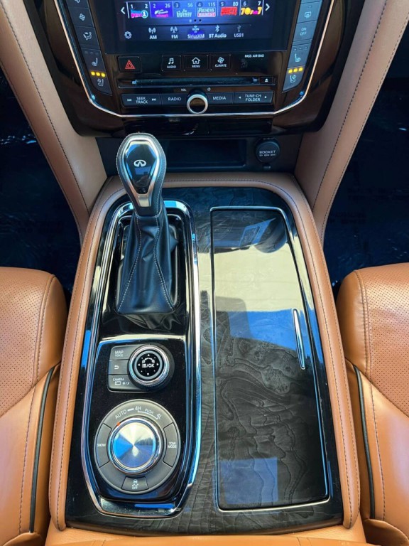 2021 INFINITI QX80 Image 19